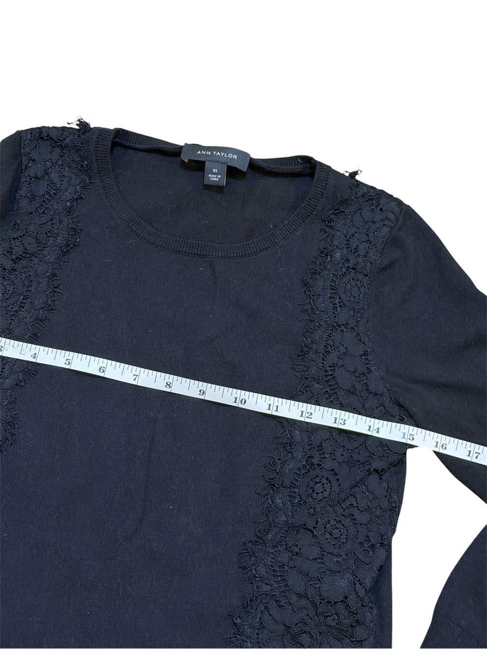 Ann Taylor Black Lace Detail Crewneck Long Sleeve Top Size XS